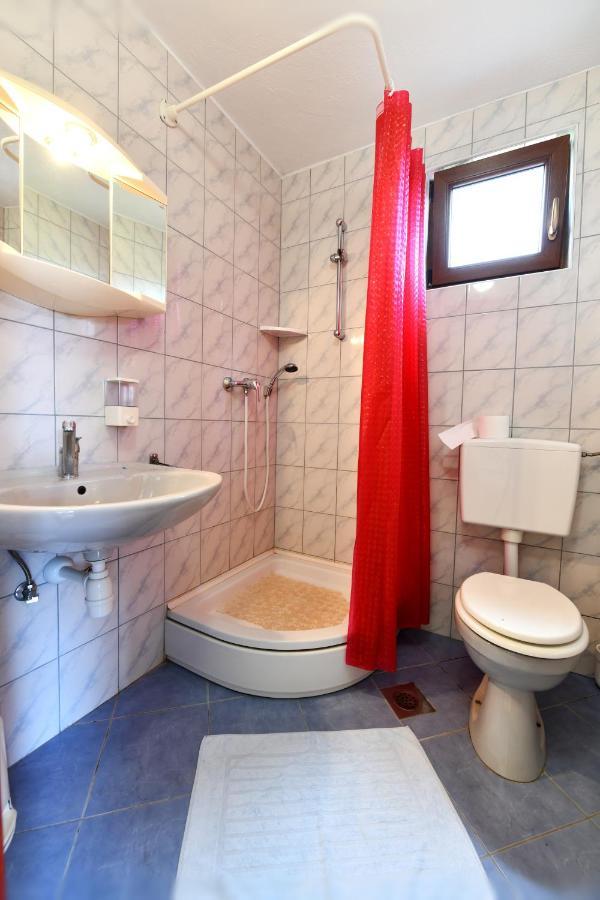 Guesthouse Ante Hodak Seliste Dreznicko Luaran gambar