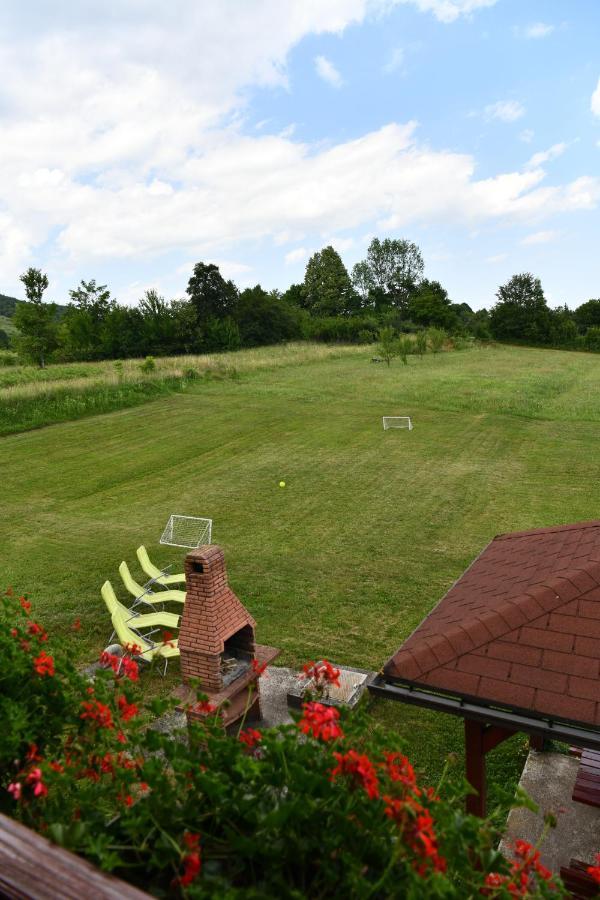 Guesthouse Ante Hodak Seliste Dreznicko Luaran gambar