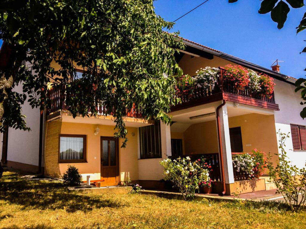 Guesthouse Ante Hodak Seliste Dreznicko Bilik gambar
